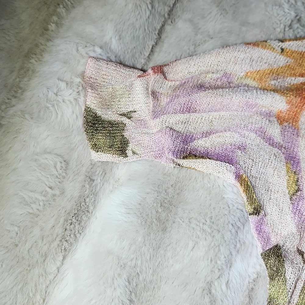 Spring sweater - Picture 3 of 7